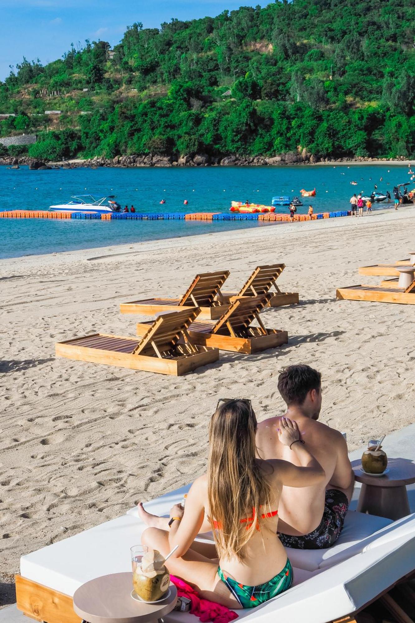 Bounce Beach Resort And Spa Дананг Екстер'єр фото